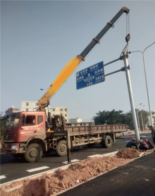 夷陵区设备吊装租赁吊车要用多大吊车